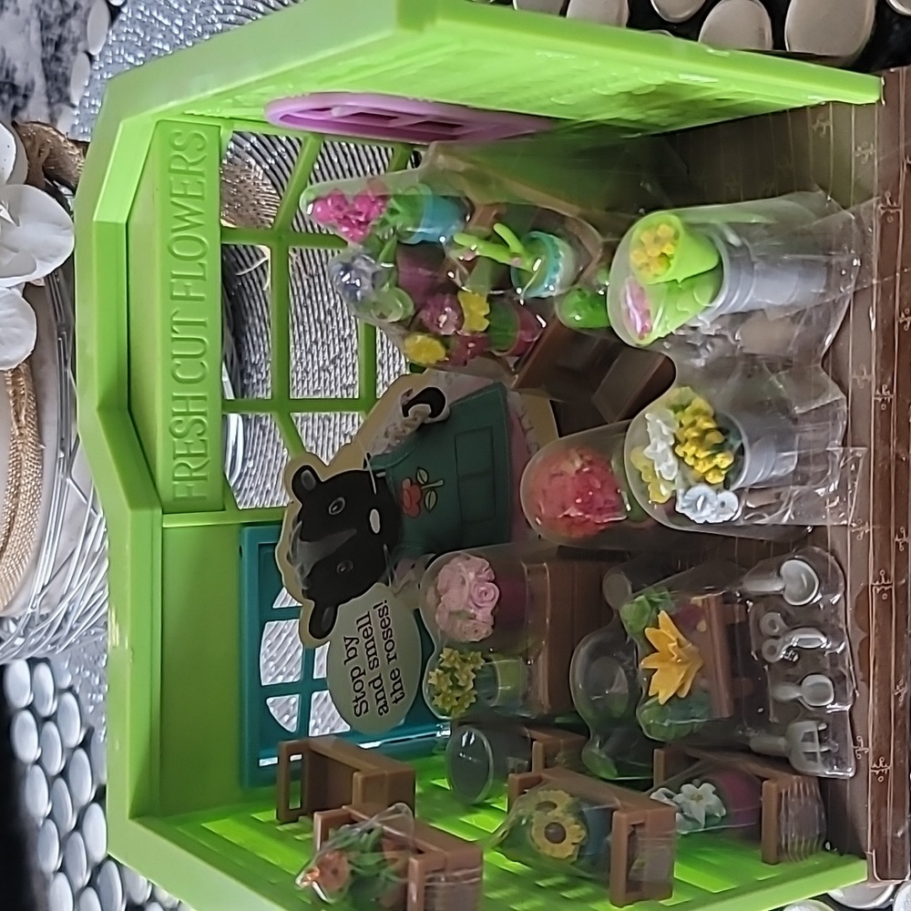 Woodzeez flower shop. New